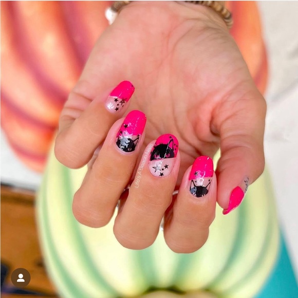 *Retired* Color Street: Nine Lives | Black Cat Halloween Clear Overlay Glitter - Picture 8 of 16